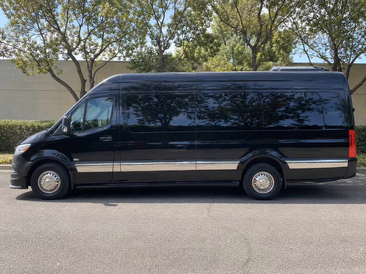 Lewisville Wedding Transportation & Shuttle Service